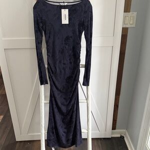 Park & Fifth Midnight Floral Long Fluted Sleeve Maxi Dress. Ruched waist.